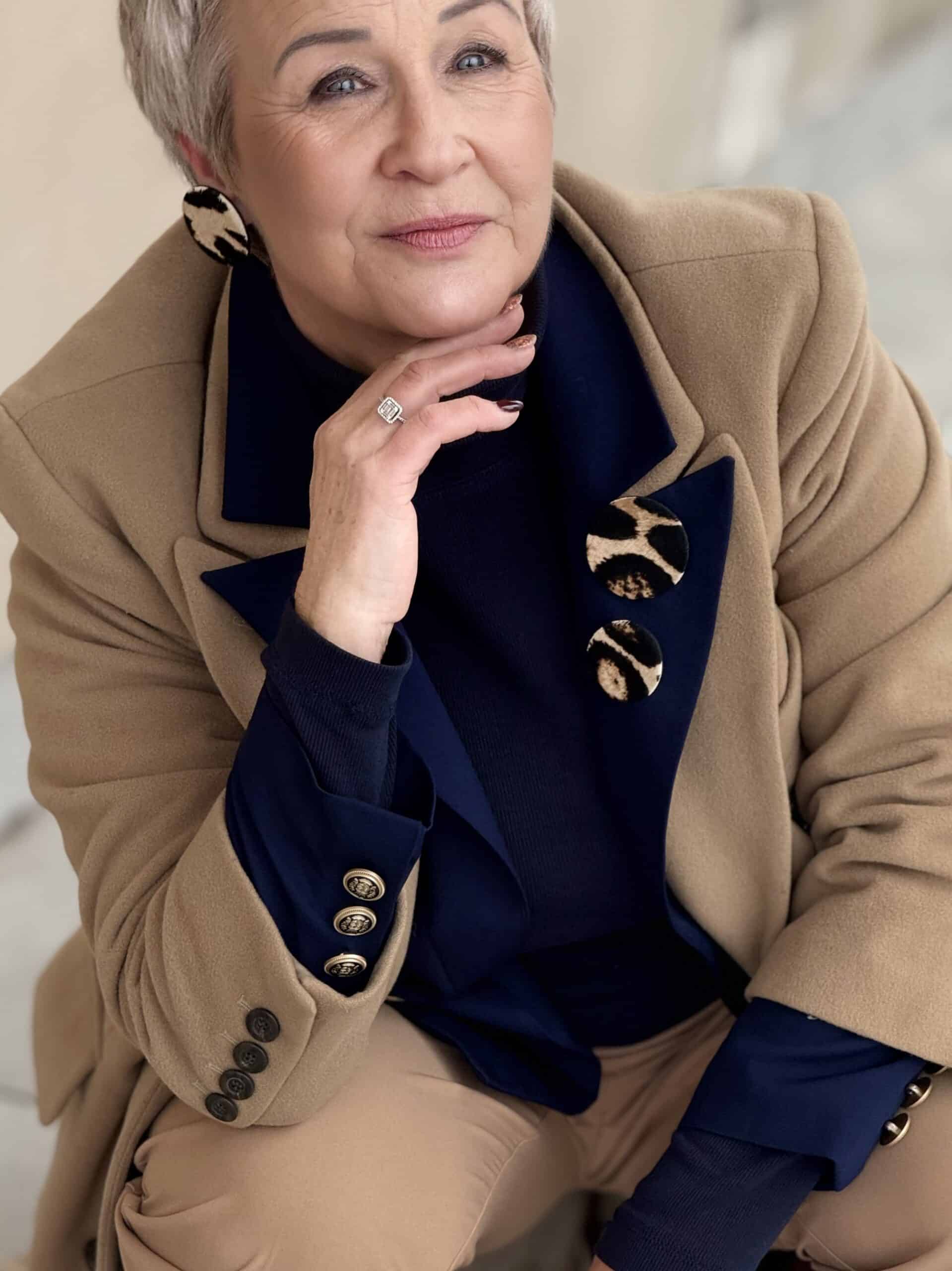 Duża broszka leopard – rustykalna stylizacja