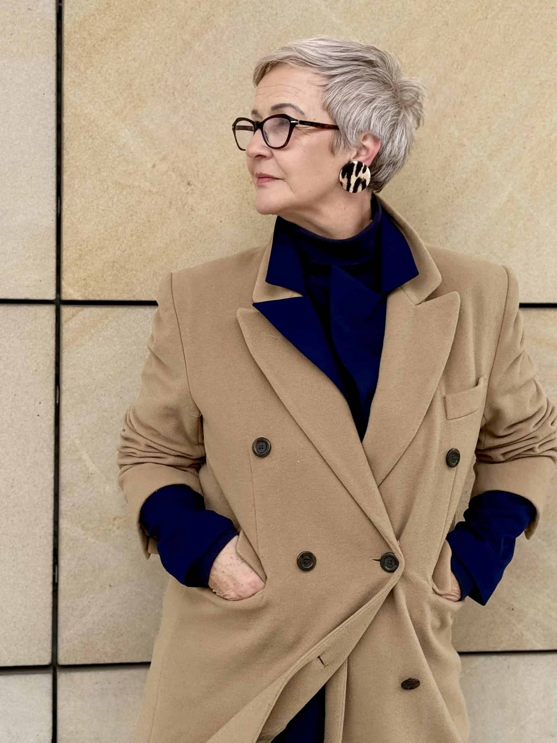 Kolczyki leopard w kolorowej stylizacji