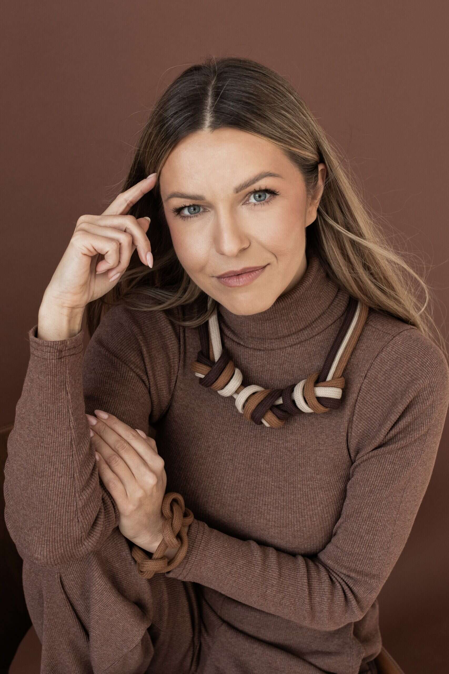 naszyjnik bawełniany TRIO trzy węzły