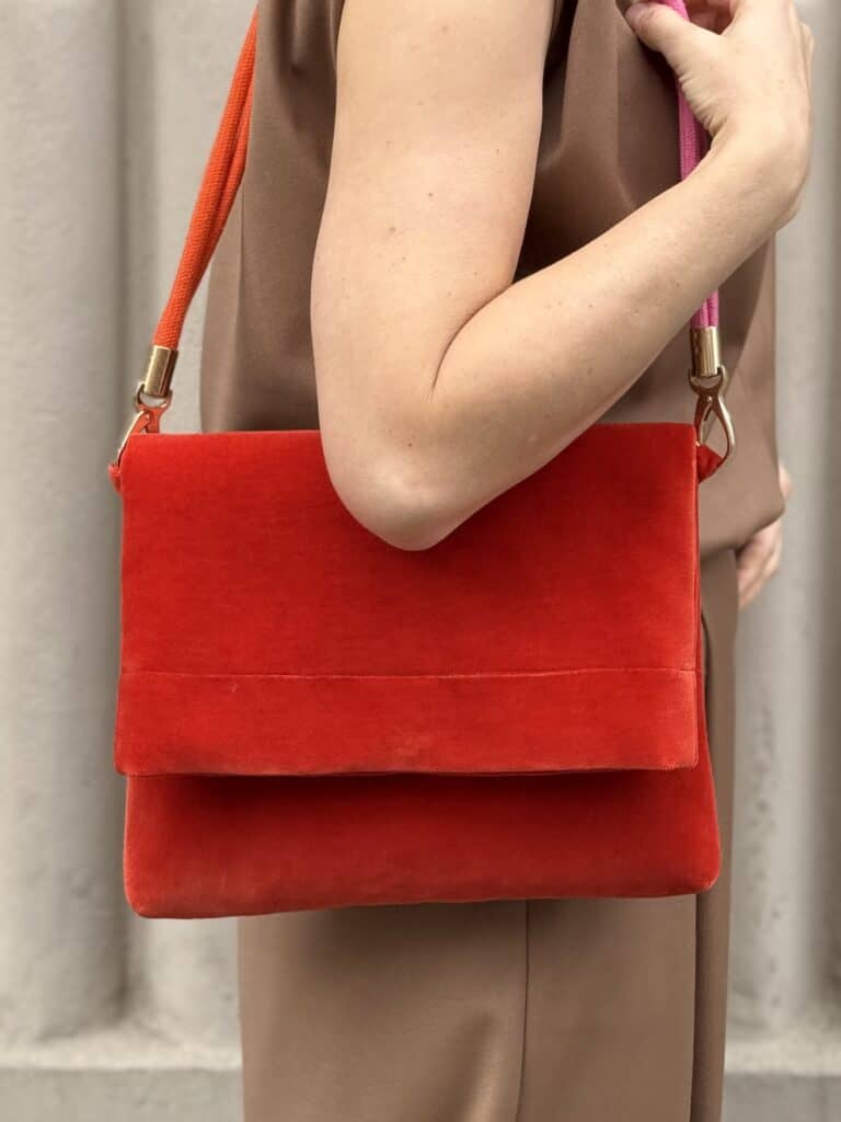 Torebka welurowa pomarańczowa na ramię – Made By Mila